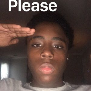 Meet your Posher, Devonte